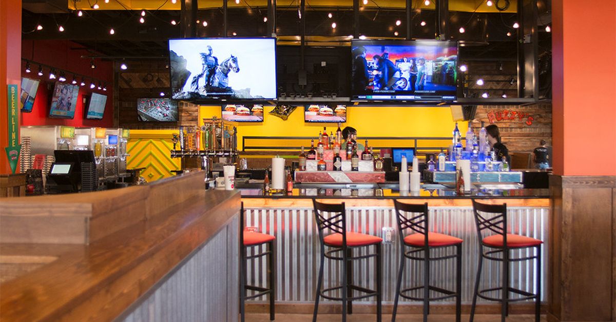 FUZZY'S TACO SHOP 42 | Resized BAr from sideroom 8550 1024x600 1 Resized BAr from sideroom 8550 1024x600 1 | FUZZY'S TACO SHOP | Jaco General Contractor